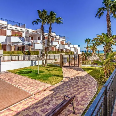 Cozy In With Wifi Апартаменты