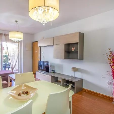 Cozy In With Wifi Apartment